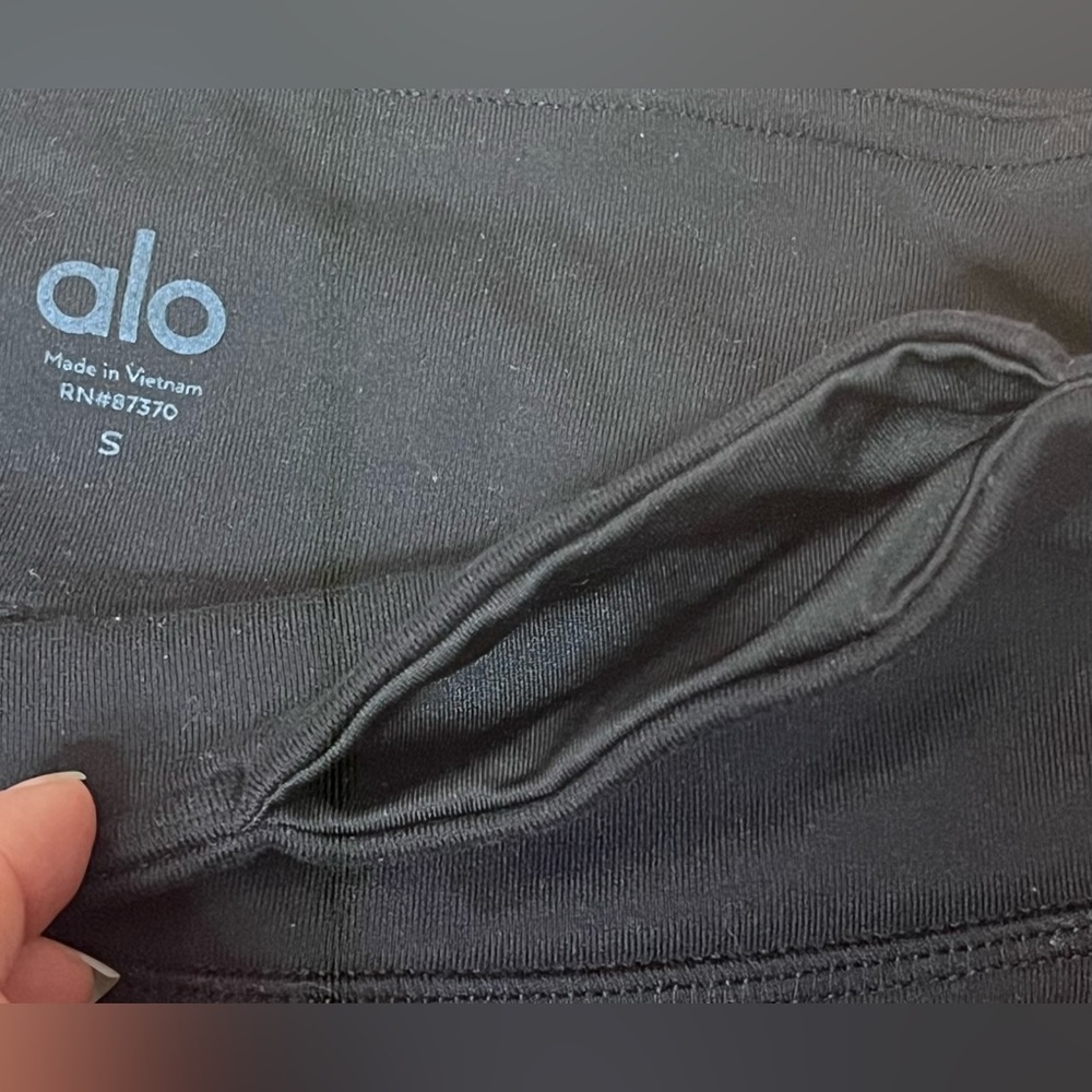 Alo High Waist Moto Mesh/Satin Detailing Black Leggings Size Small - Picture 5 of 5